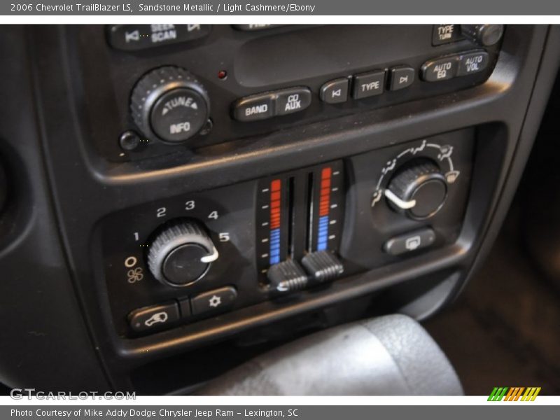 Sandstone Metallic / Light Cashmere/Ebony 2006 Chevrolet TrailBlazer LS