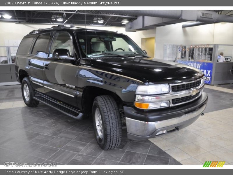 Onyx Black / Medium Gray/Neutral 2002 Chevrolet Tahoe Z71 4x4