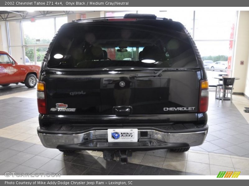 Onyx Black / Medium Gray/Neutral 2002 Chevrolet Tahoe Z71 4x4
