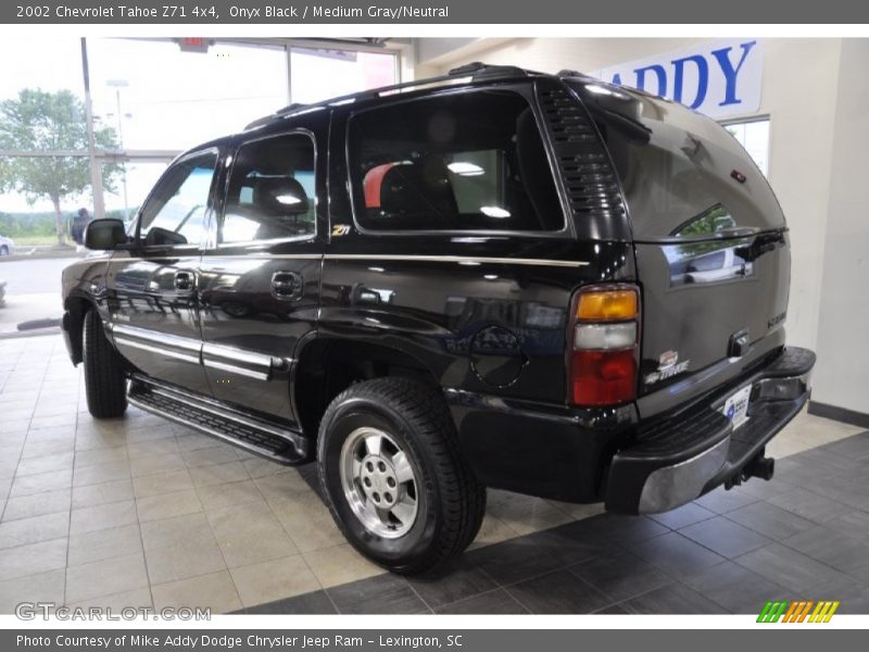 Onyx Black / Medium Gray/Neutral 2002 Chevrolet Tahoe Z71 4x4