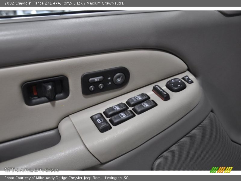 Onyx Black / Medium Gray/Neutral 2002 Chevrolet Tahoe Z71 4x4