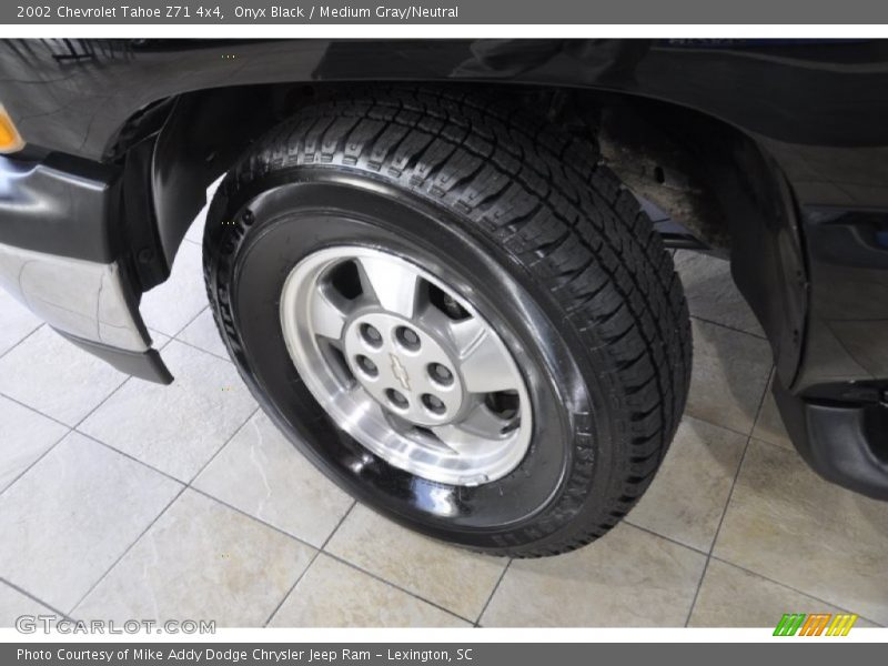 Onyx Black / Medium Gray/Neutral 2002 Chevrolet Tahoe Z71 4x4