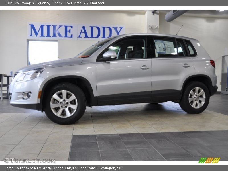 Reflex Silver Metallic / Charcoal 2009 Volkswagen Tiguan S