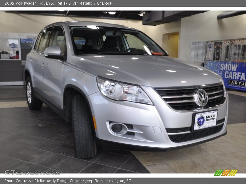 Reflex Silver Metallic / Charcoal 2009 Volkswagen Tiguan S