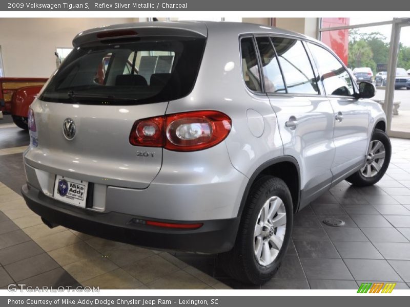 Reflex Silver Metallic / Charcoal 2009 Volkswagen Tiguan S