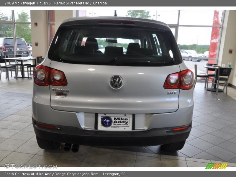 Reflex Silver Metallic / Charcoal 2009 Volkswagen Tiguan S