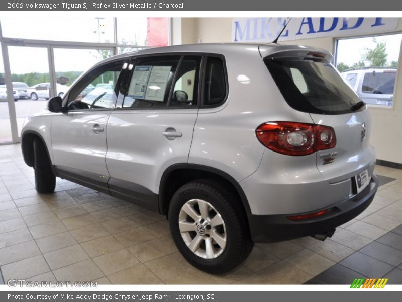 Reflex Silver Metallic / Charcoal 2009 Volkswagen Tiguan S
