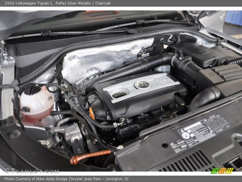 Reflex Silver Metallic / Charcoal 2009 Volkswagen Tiguan S