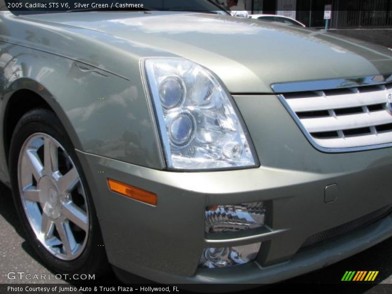 Silver Green / Cashmere 2005 Cadillac STS V6