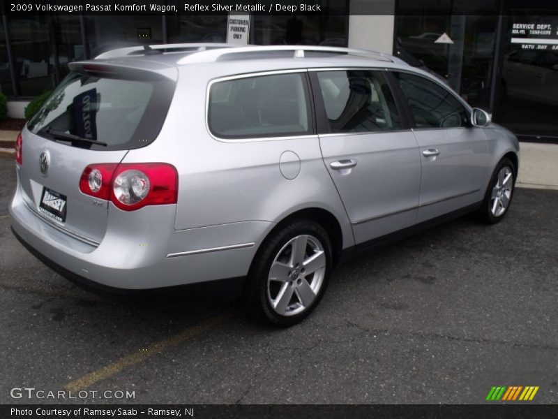 Reflex Silver Metallic / Deep Black 2009 Volkswagen Passat Komfort Wagon