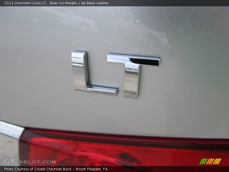 Silver Ice Metallic / Jet Black Leather 2011 Chevrolet Cruze LT
