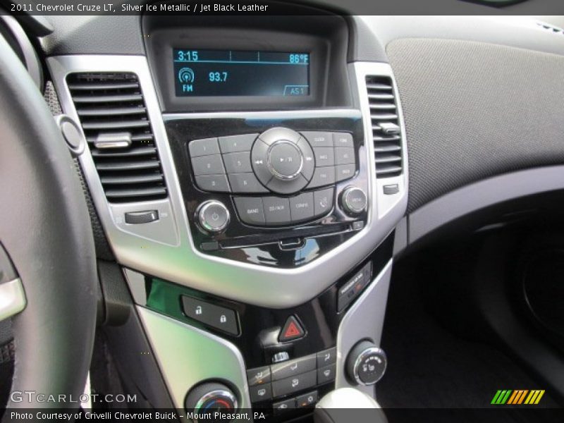 Silver Ice Metallic / Jet Black Leather 2011 Chevrolet Cruze LT
