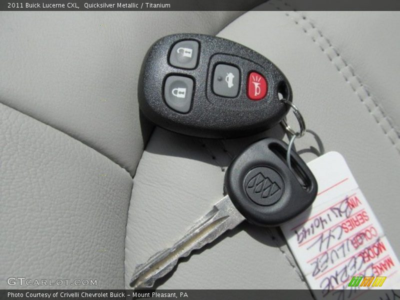 Quicksilver Metallic / Titanium 2011 Buick Lucerne CXL