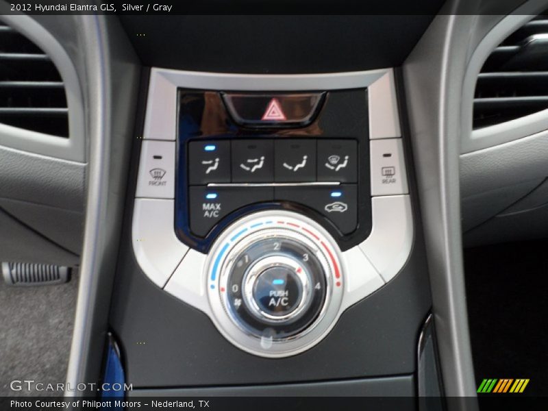 Controls of 2012 Elantra GLS