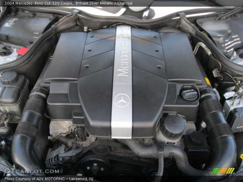 Brilliant Silver Metallic / Charcoal 2004 Mercedes-Benz CLK 320 Coupe