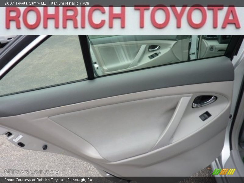 Titanium Metallic / Ash 2007 Toyota Camry LE