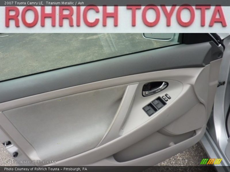Titanium Metallic / Ash 2007 Toyota Camry LE