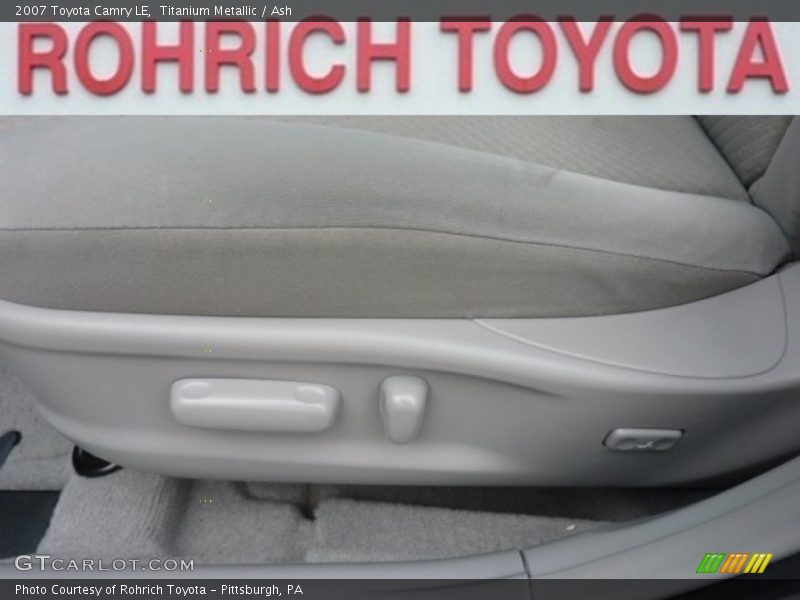 Titanium Metallic / Ash 2007 Toyota Camry LE