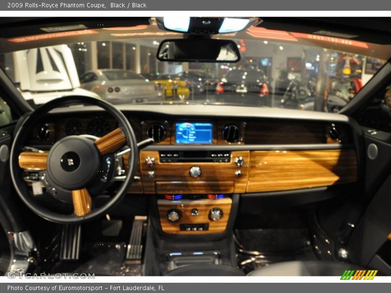 Dashboard of 2009 Phantom Coupe