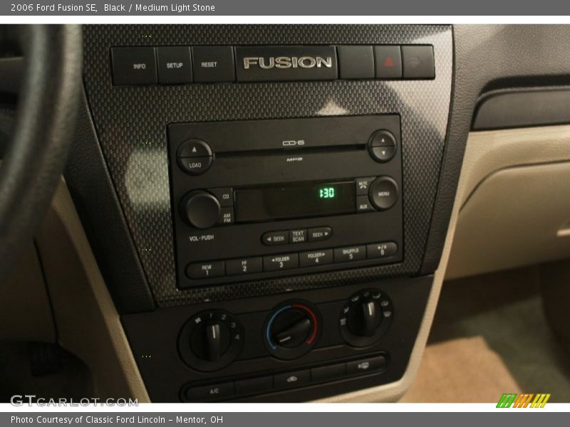 Black / Medium Light Stone 2006 Ford Fusion SE