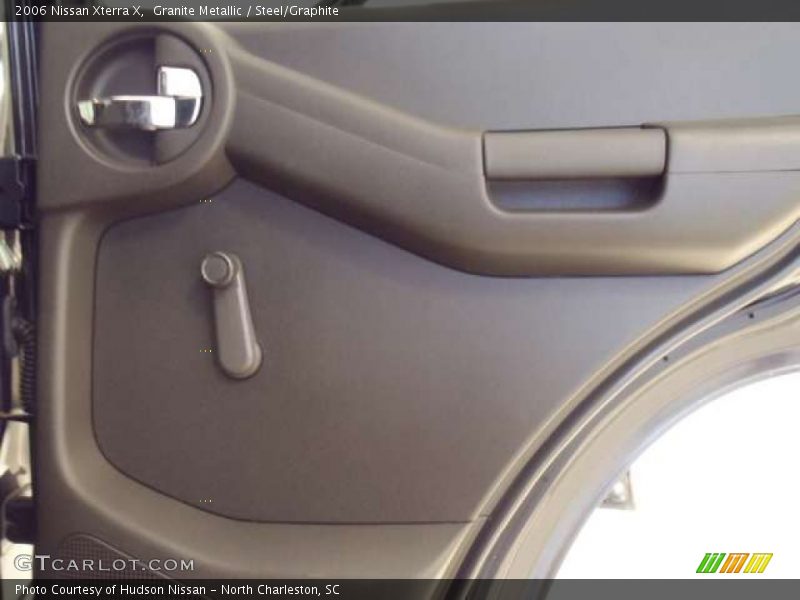Granite Metallic / Steel/Graphite 2006 Nissan Xterra X