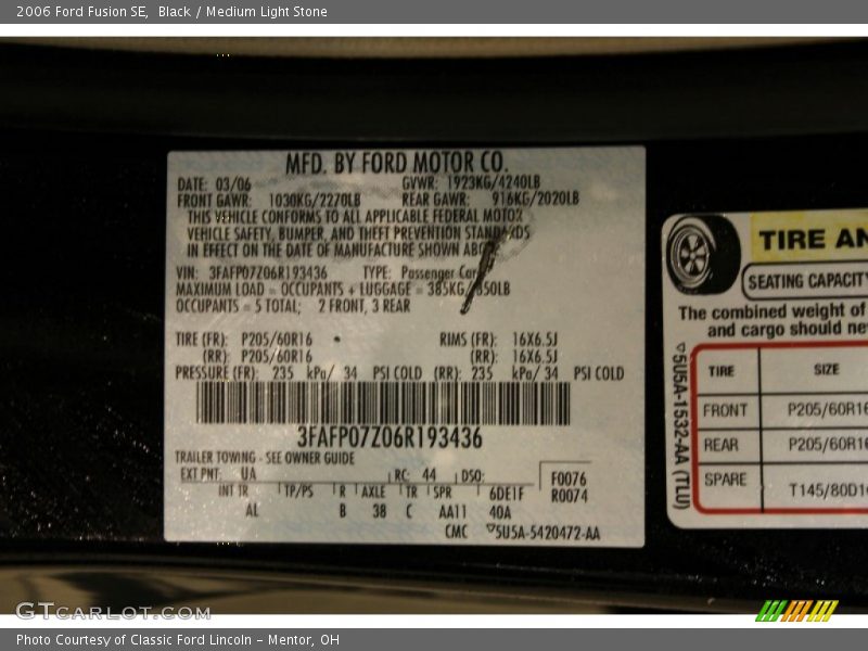 Black / Medium Light Stone 2006 Ford Fusion SE