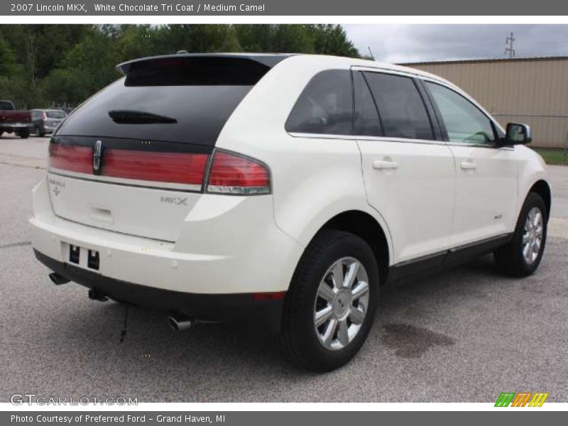 White Chocolate Tri Coat / Medium Camel 2007 Lincoln MKX