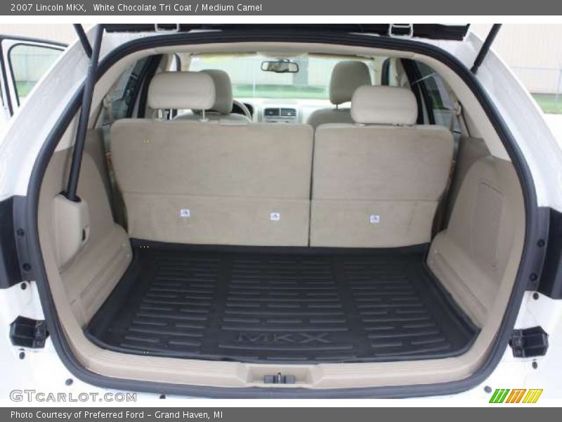 White Chocolate Tri Coat / Medium Camel 2007 Lincoln MKX