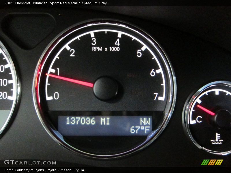 Sport Red Metallic / Medium Gray 2005 Chevrolet Uplander