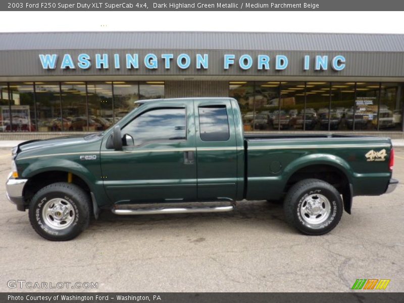 Dark Highland Green Metallic / Medium Parchment Beige 2003 Ford F250 Super Duty XLT SuperCab 4x4