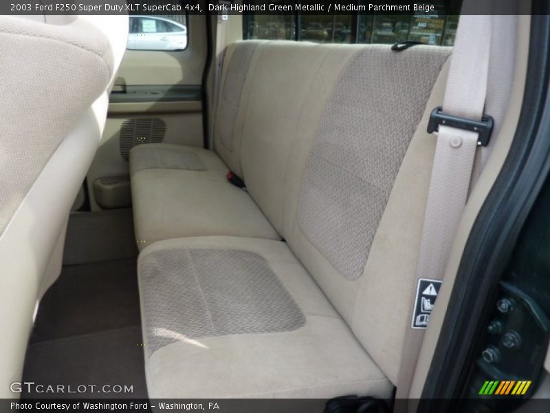 Dark Highland Green Metallic / Medium Parchment Beige 2003 Ford F250 Super Duty XLT SuperCab 4x4