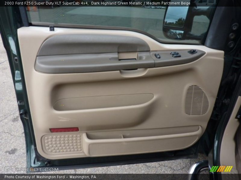 Dark Highland Green Metallic / Medium Parchment Beige 2003 Ford F250 Super Duty XLT SuperCab 4x4