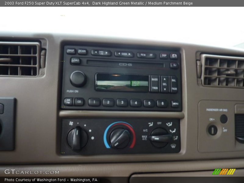 Controls of 2003 F250 Super Duty XLT SuperCab 4x4
