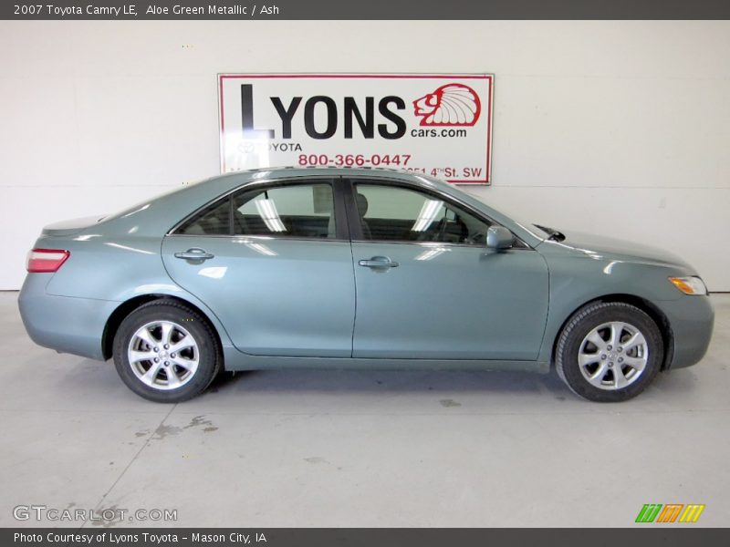 Aloe Green Metallic / Ash 2007 Toyota Camry LE