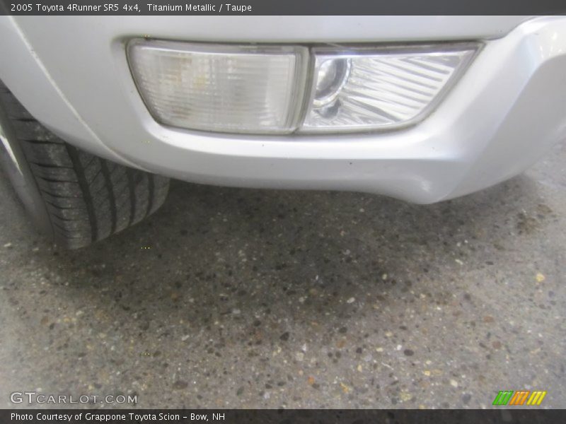Titanium Metallic / Taupe 2005 Toyota 4Runner SR5 4x4