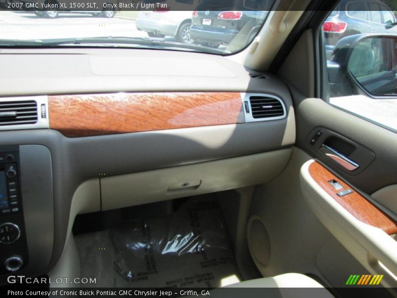 Onyx Black / Light Tan 2007 GMC Yukon XL 1500 SLT