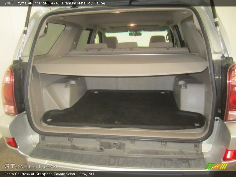 Titanium Metallic / Taupe 2005 Toyota 4Runner SR5 4x4