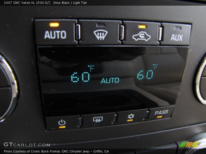 Onyx Black / Light Tan 2007 GMC Yukon XL 1500 SLT