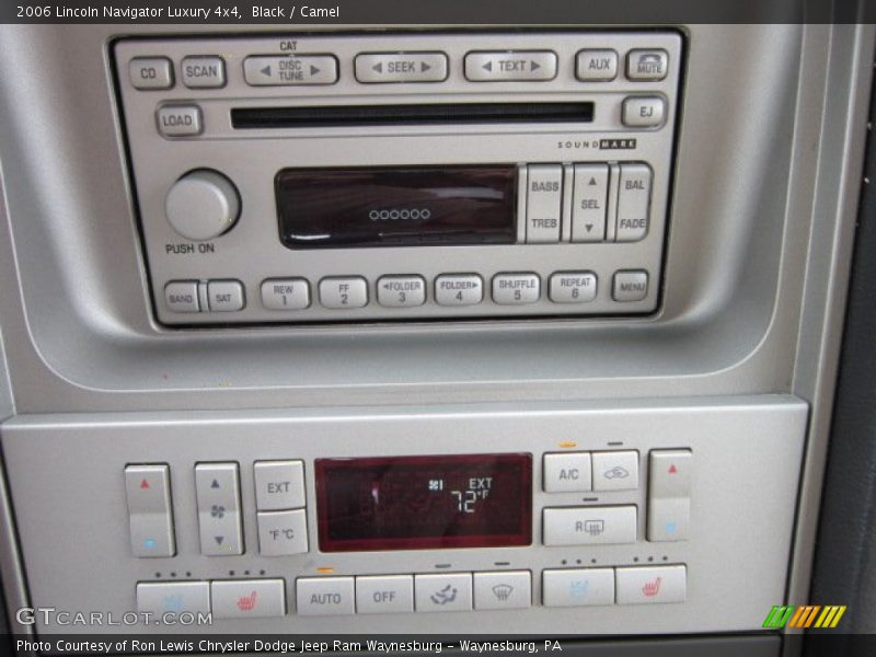 Black / Camel 2006 Lincoln Navigator Luxury 4x4