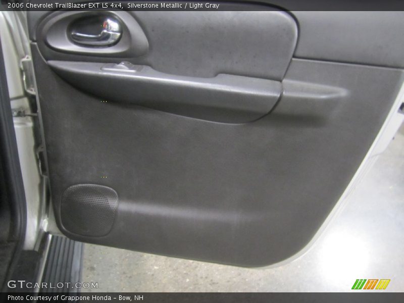 Silverstone Metallic / Light Gray 2006 Chevrolet TrailBlazer EXT LS 4x4
