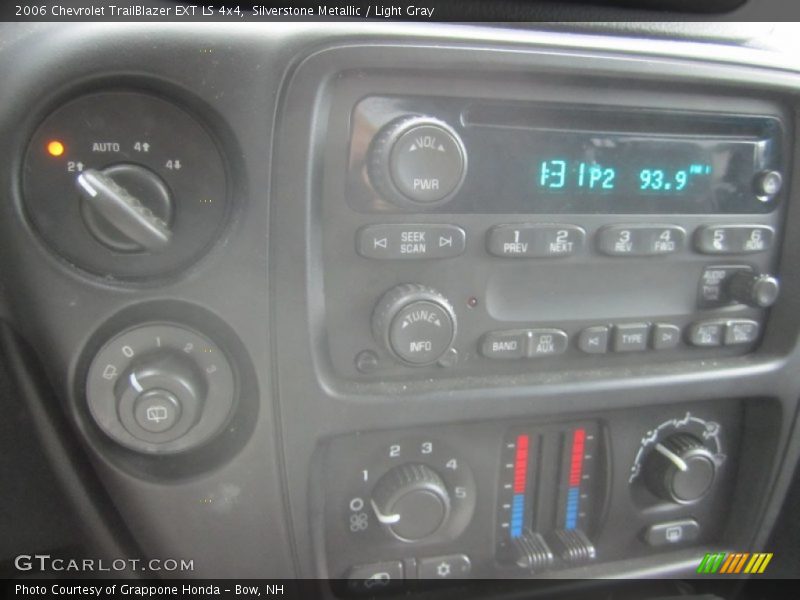 Silverstone Metallic / Light Gray 2006 Chevrolet TrailBlazer EXT LS 4x4