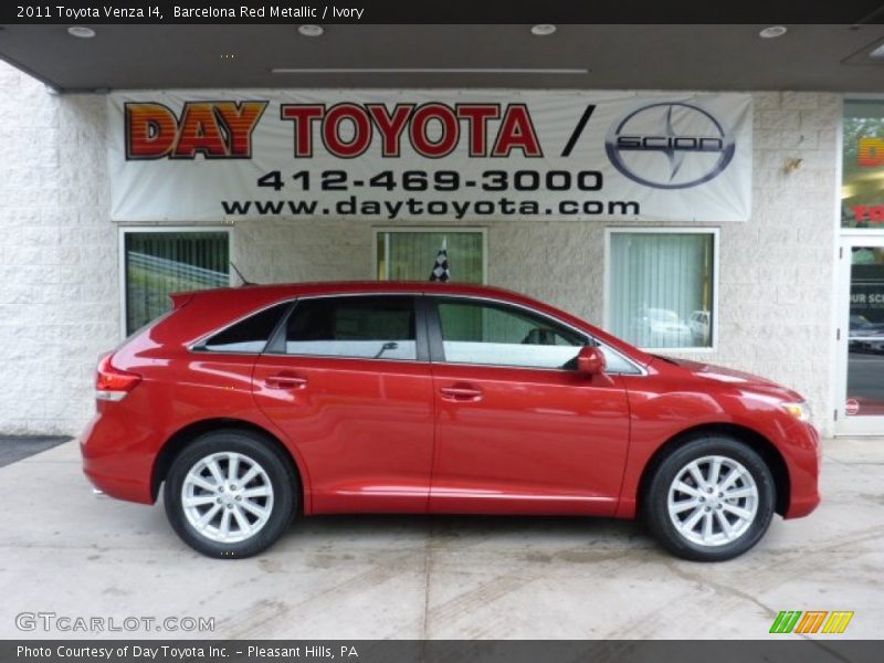 Barcelona Red Metallic / Ivory 2011 Toyota Venza I4