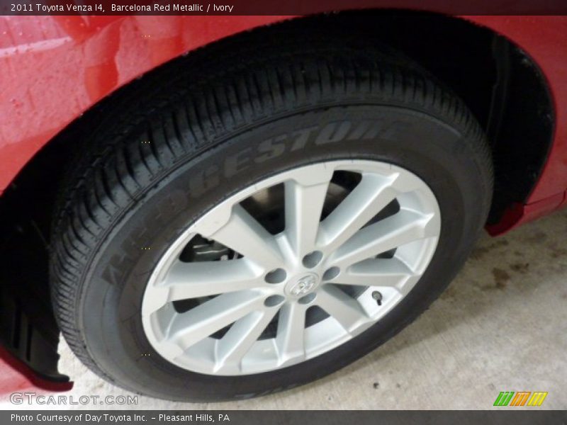 Barcelona Red Metallic / Ivory 2011 Toyota Venza I4