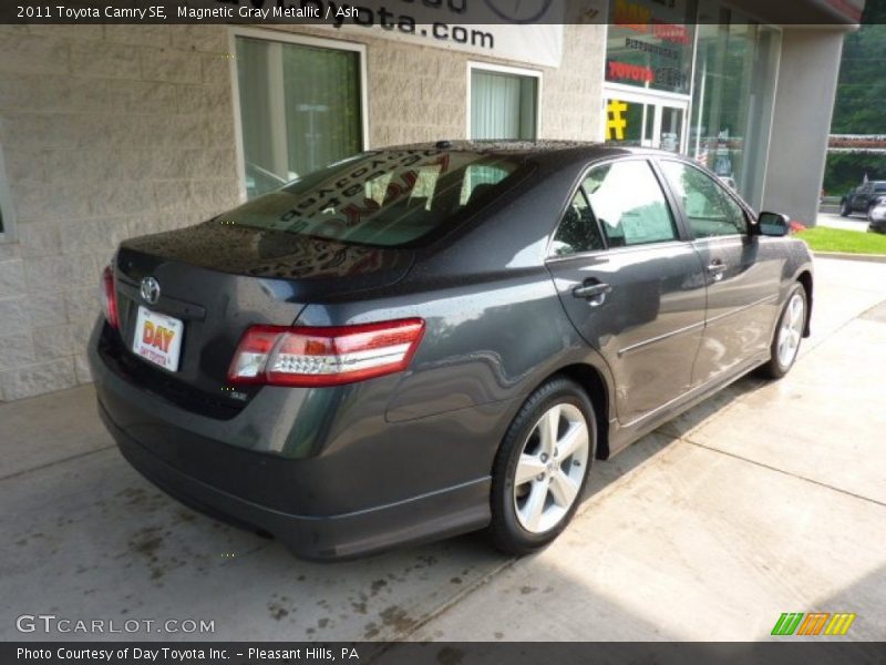 Magnetic Gray Metallic / Ash 2011 Toyota Camry SE