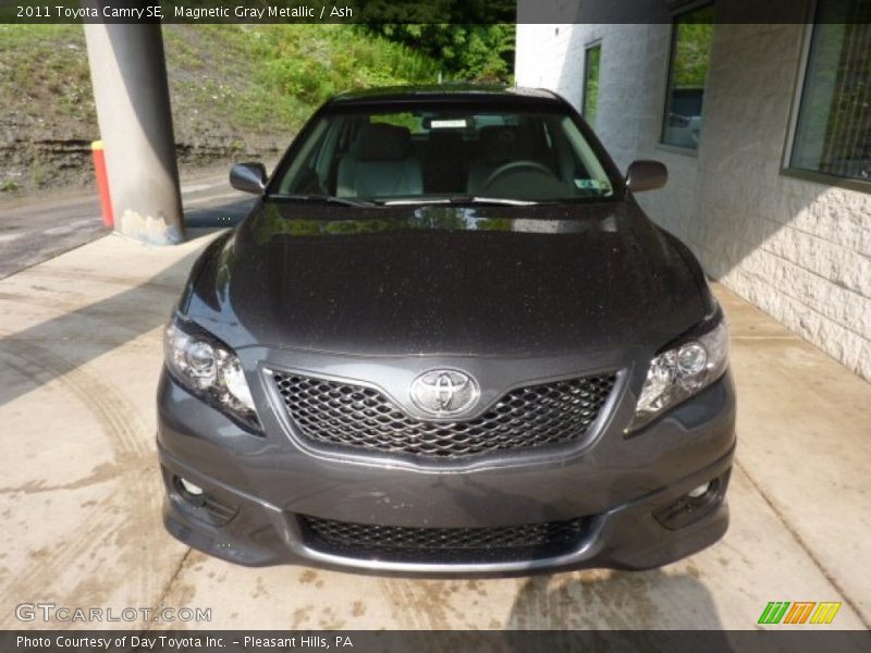 Magnetic Gray Metallic / Ash 2011 Toyota Camry SE