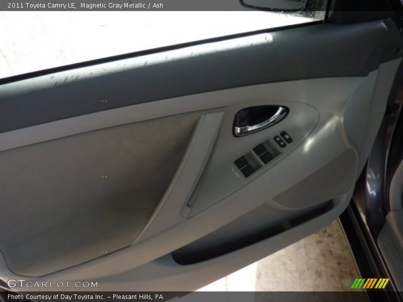 Magnetic Gray Metallic / Ash 2011 Toyota Camry LE