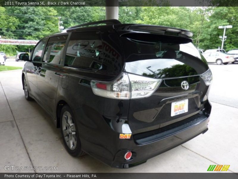 Black / Dark Charcoal 2011 Toyota Sienna SE