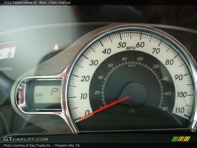Black / Dark Charcoal 2011 Toyota Sienna SE