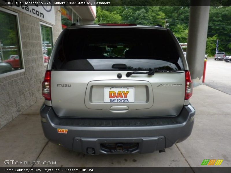 Mineral Silver Metallic / Cashmere 2004 Isuzu Ascender S 4x4