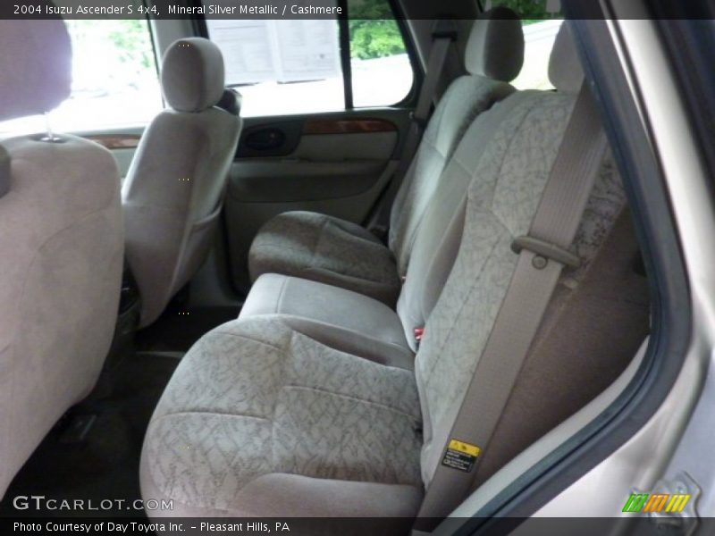 Mineral Silver Metallic / Cashmere 2004 Isuzu Ascender S 4x4